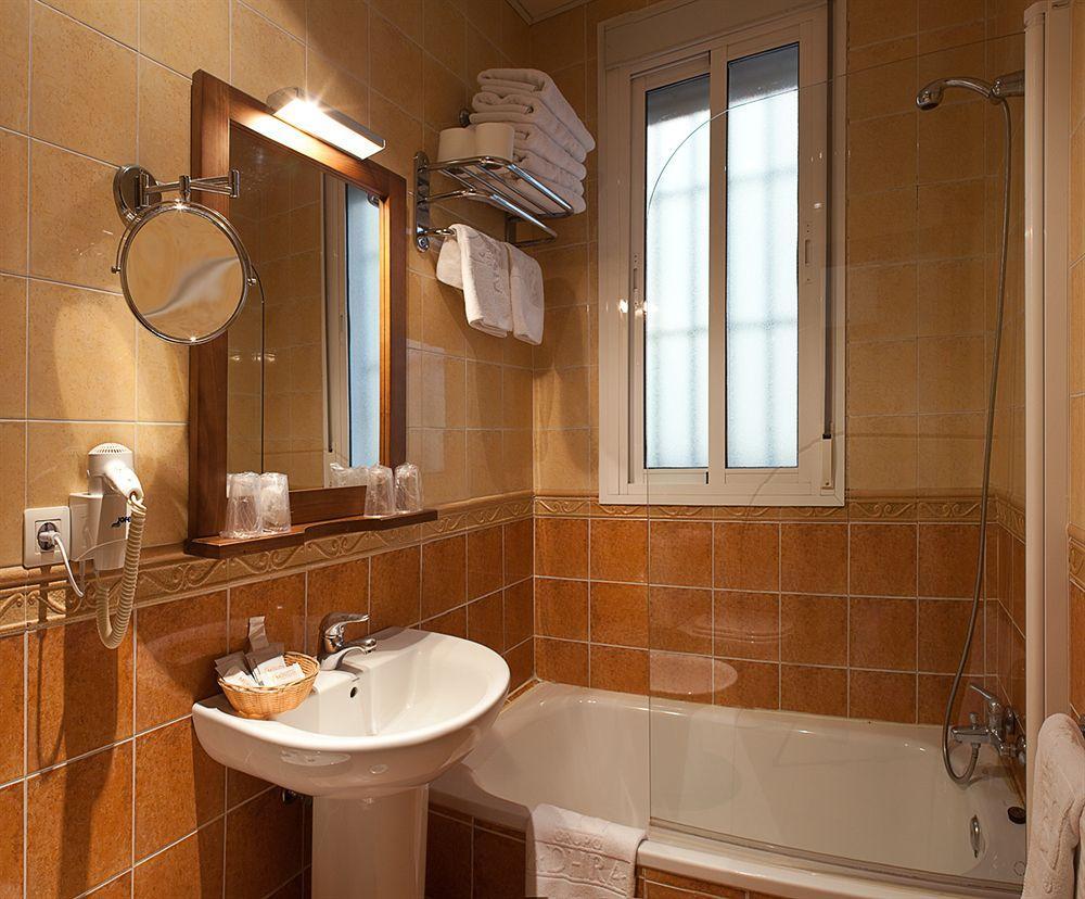 Apartamentos Las Cruces Севілья Екстер'єр фото