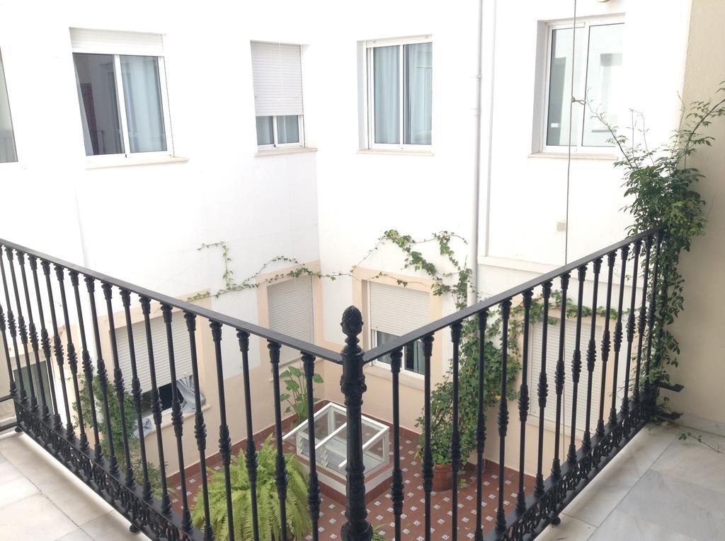 Apartamentos Las Cruces Севілья Екстер'єр фото
