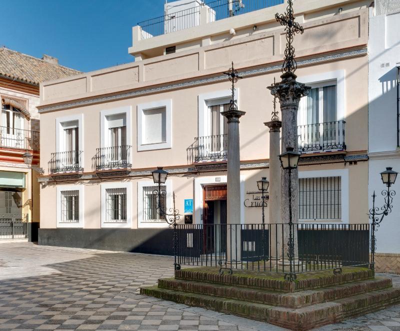 Apartamentos Las Cruces Севілья Екстер'єр фото