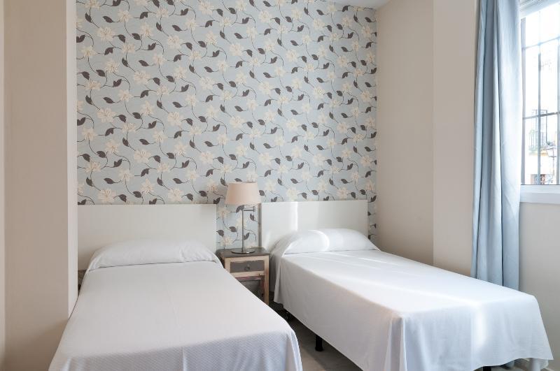 Apartamentos Las Cruces Севілья Екстер'єр фото